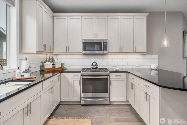 14605 179th Avenue E, Bonney Lake, WA 98391