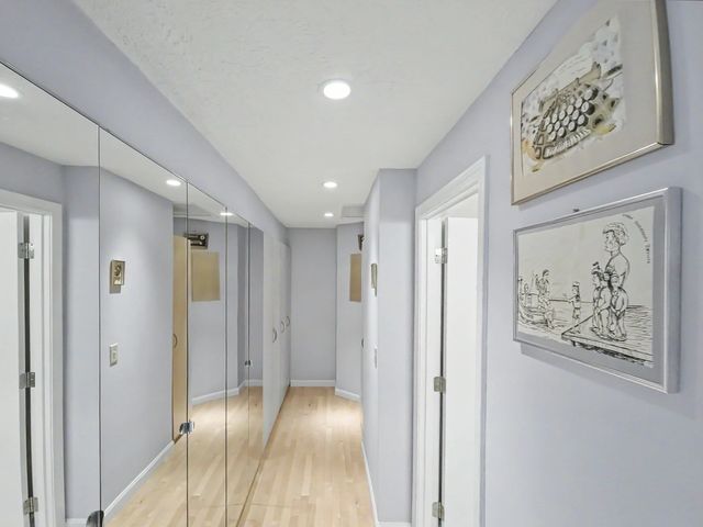 74 Voyagers Ln 74, Ashland, MA 01721