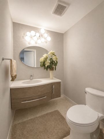 74 Voyagers Ln 74, Ashland, MA 01721