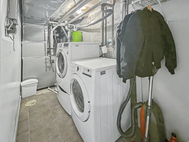 74 Voyagers Ln 74, Ashland, MA 01721