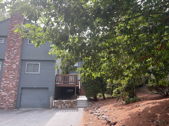 74 Voyagers Ln 74, Ashland, MA 01721
