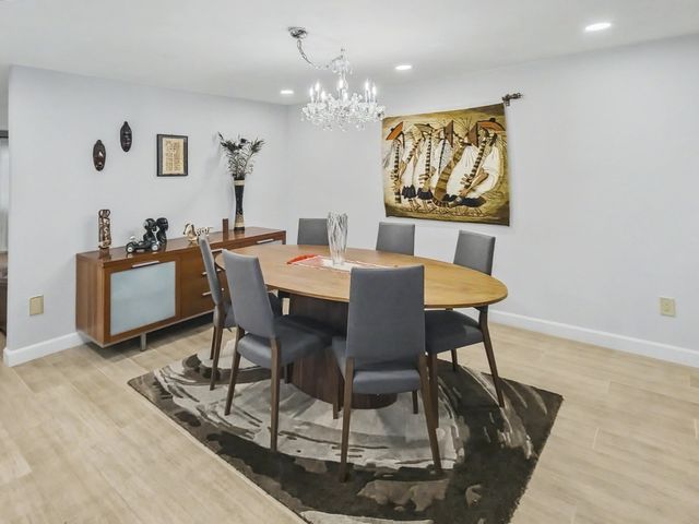 74 Voyagers Ln 74, Ashland, MA 01721