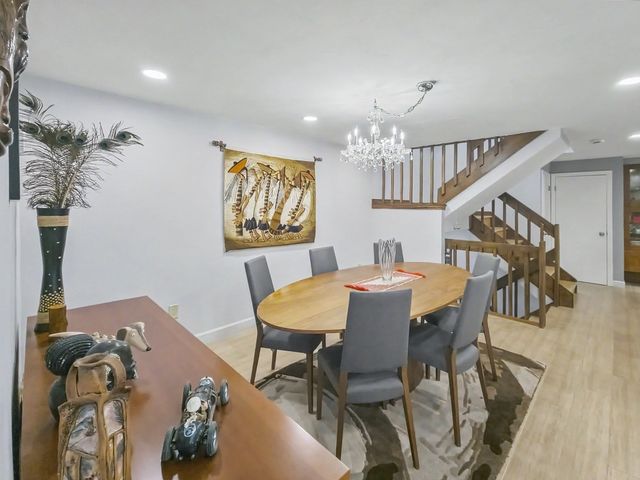 74 Voyagers Ln 74, Ashland, MA 01721