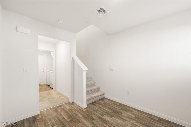 2642 Blizzard Blue Court, North Las Vegas, NV 89086