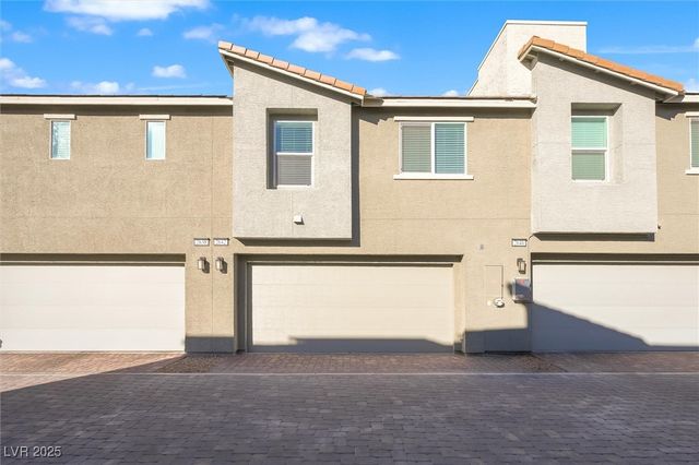 2642 Blizzard Blue Court, North Las Vegas, NV 89086