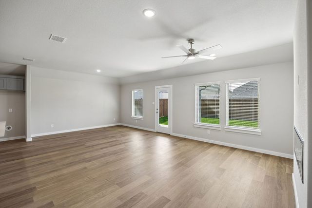 2117 Rowan Drive, Gunter, TX 75058