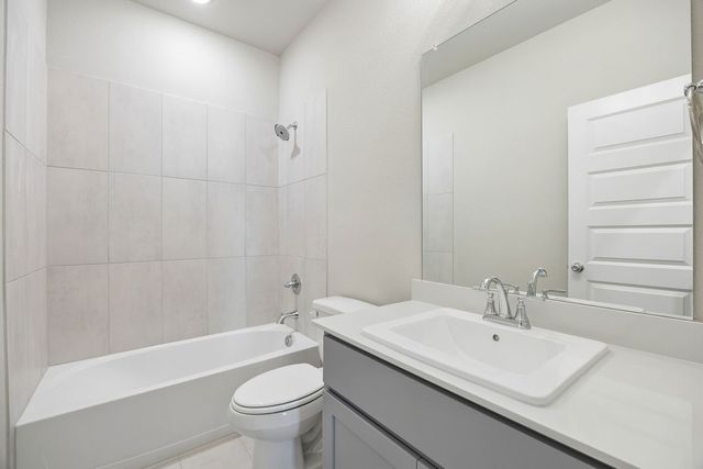 2117 Rowan Drive, Gunter, TX 75058