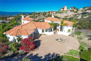 29269 Meadow Glen W, Escondido, CA 92026