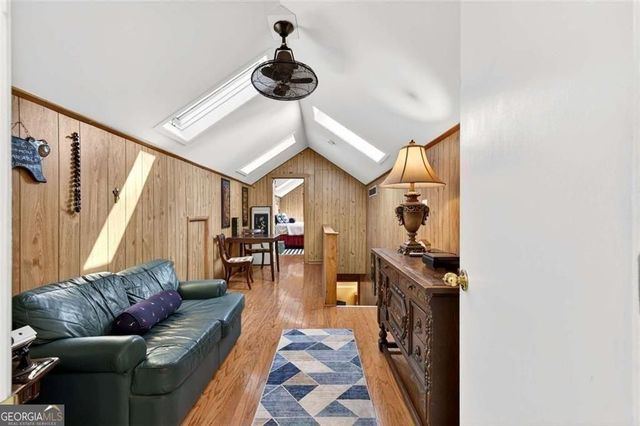 601 Ridgewood Avenue, Gainesville, GA 30501