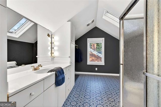 601 Ridgewood Avenue, Gainesville, GA 30501