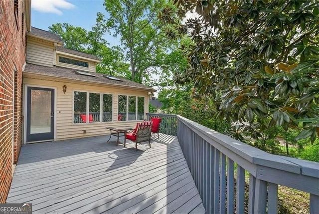 601 Ridgewood Avenue, Gainesville, GA 30501