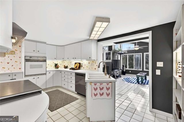 601 Ridgewood Avenue, Gainesville, GA 30501