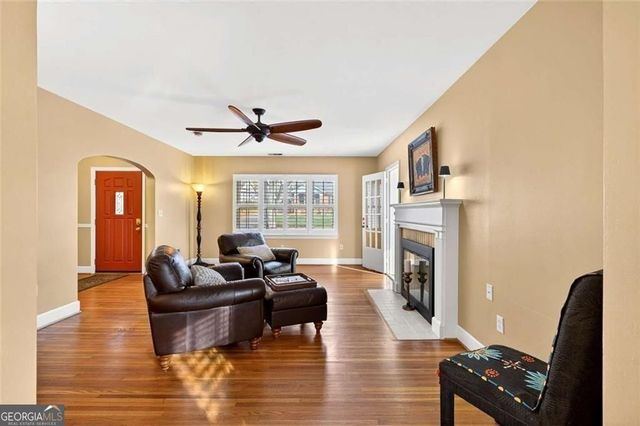 601 Ridgewood Avenue, Gainesville, GA 30501