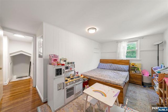 62 High Street, Closter, NJ 07624