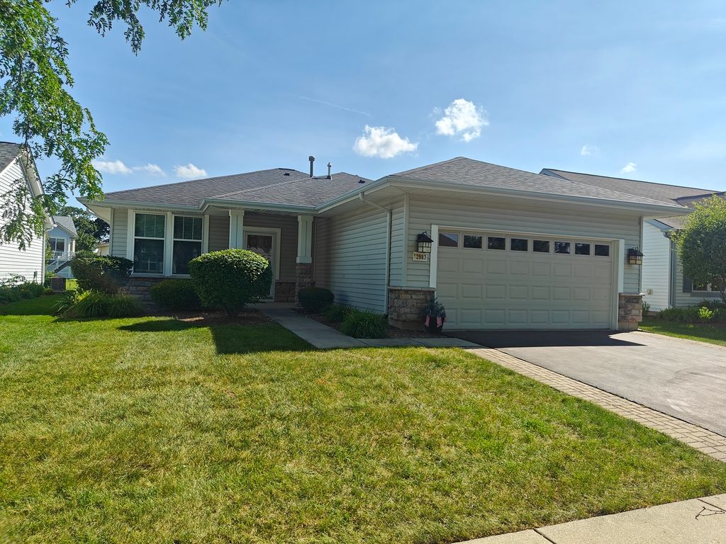 12983 W Willow Creek Lane, Huntley, IL 60142