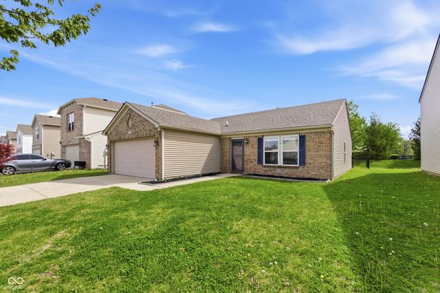 8411 Wheatfield Drive, Camby, IN 46113