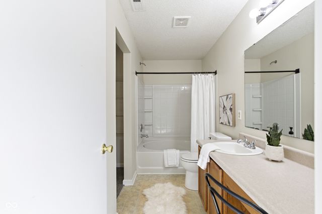 8411 Wheatfield Drive, Camby, IN 46113