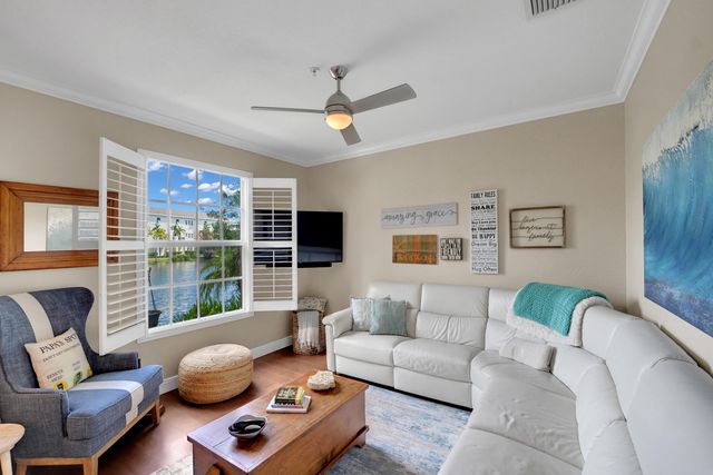 243 SW 7th Street, Pompano Beach, FL 33060