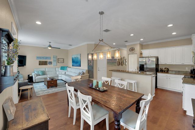 243 SW 7th Street, Pompano Beach, FL 33060