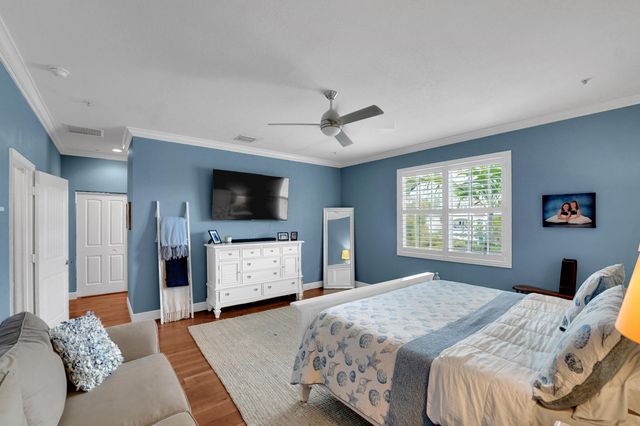 243 SW 7th Street, Pompano Beach, FL 33060