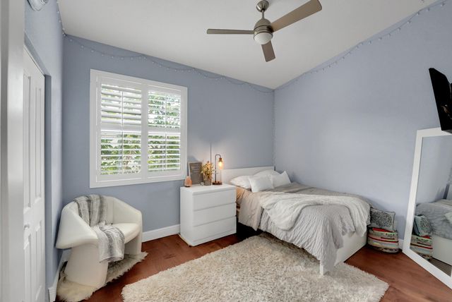 243 SW 7th Street, Pompano Beach, FL 33060