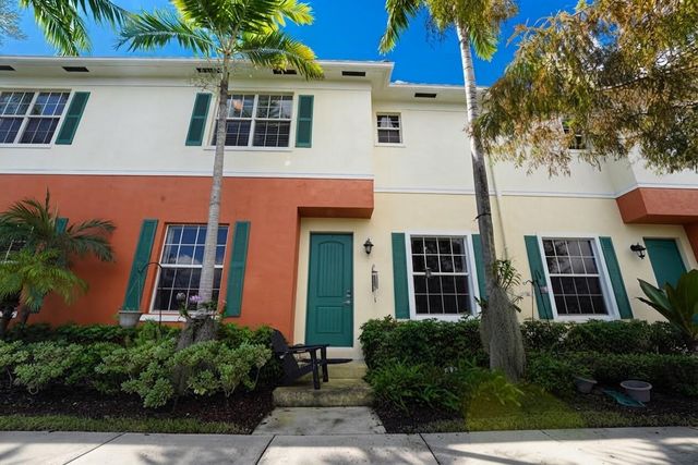 243 SW 7th Street, Pompano Beach, FL 33060