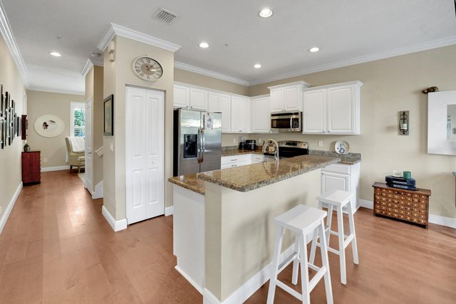 243 SW 7th Street, Pompano Beach, FL 33060