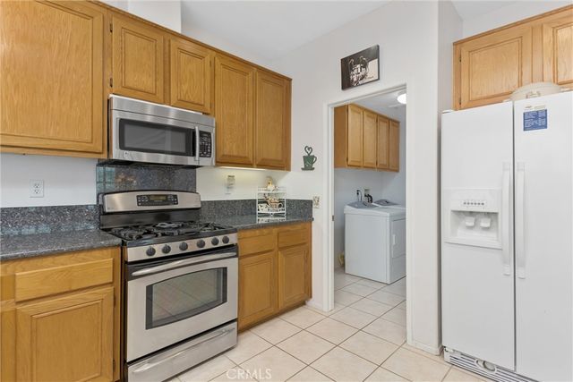 1984 Riviera, Banning, CA 92220