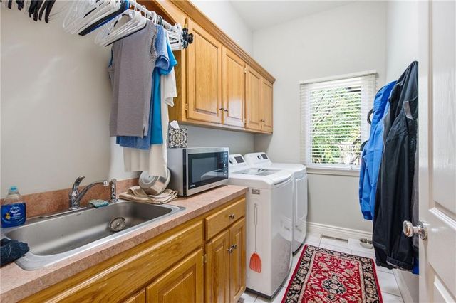 12548 Connell Drive, Overland Park, KS 66213