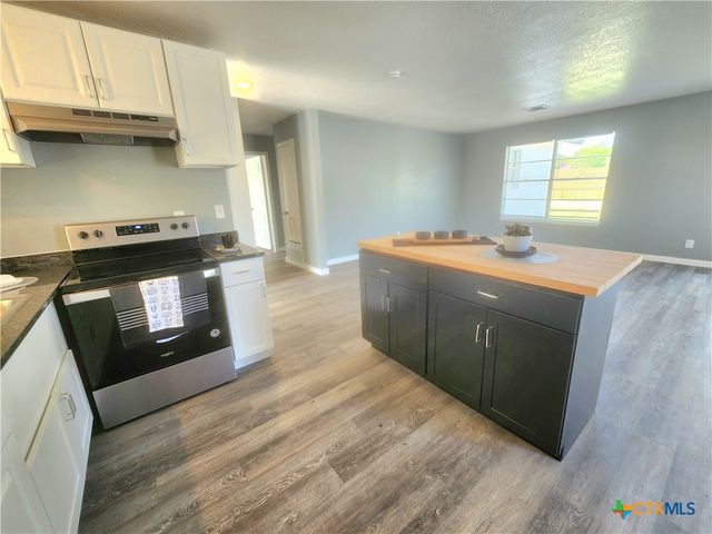 1525 Meadow Drive, Killeen, TX 76549