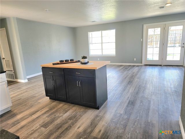 1525 Meadow Drive, Killeen, TX 76549