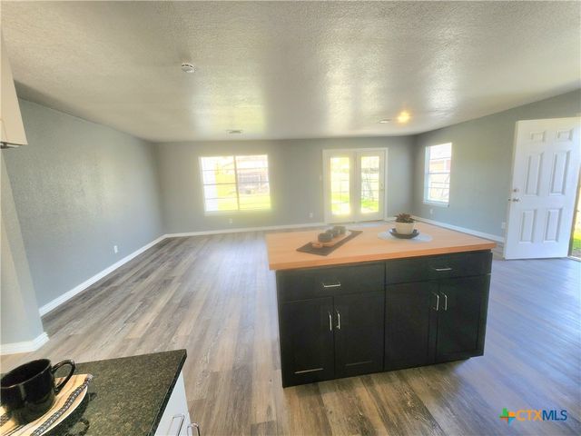 1525 Meadow Drive, Killeen, TX 76549