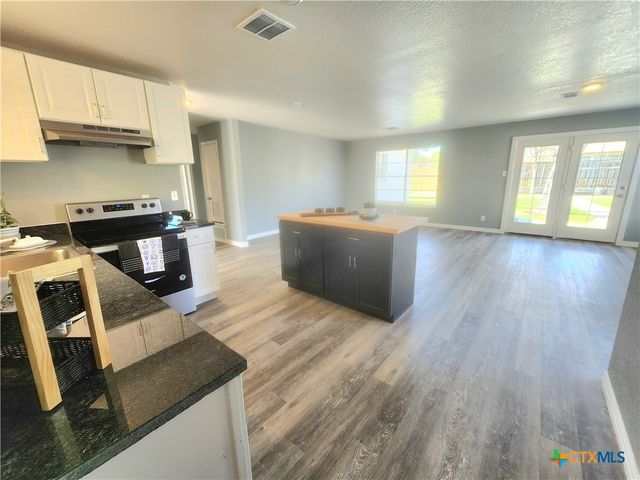 1525 Meadow Drive, Killeen, TX 76549