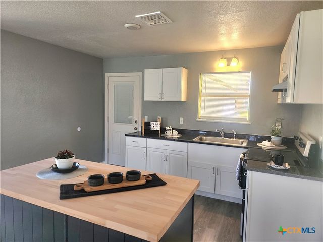 1525 Meadow Drive, Killeen, TX 76549