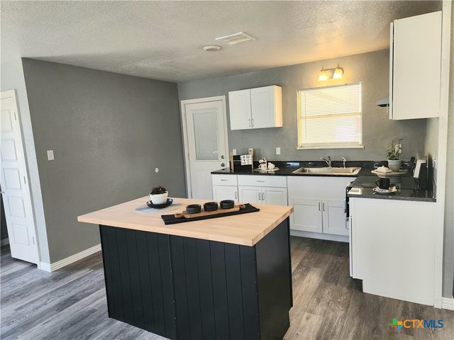 1525 Meadow Drive, Killeen, TX 76549