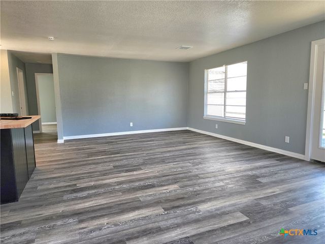 1525 Meadow Drive, Killeen, TX 76549