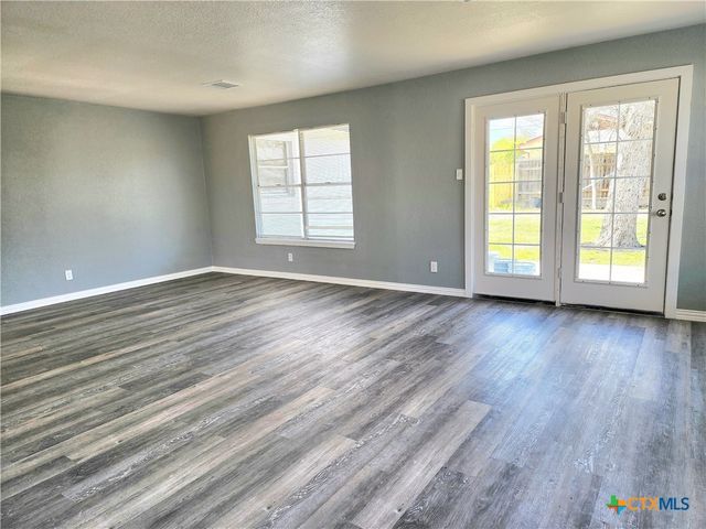 1525 Meadow Drive, Killeen, TX 76549