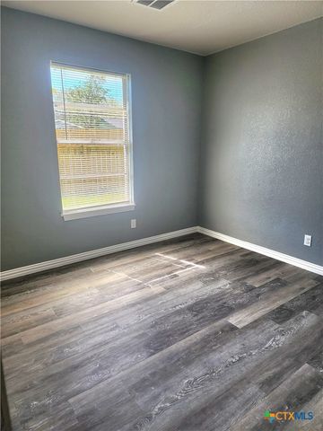 1525 Meadow Drive, Killeen, TX 76549