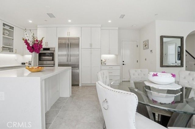 107 Starbright, Irvine, CA 92618