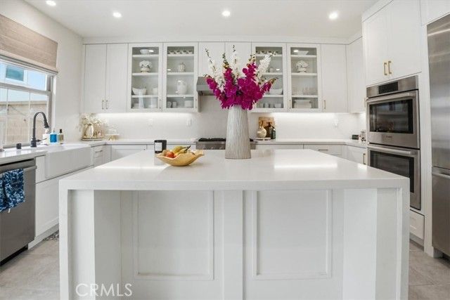 107 Starbright, Irvine, CA 92618