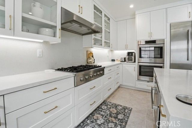 107 Starbright, Irvine, CA 92618