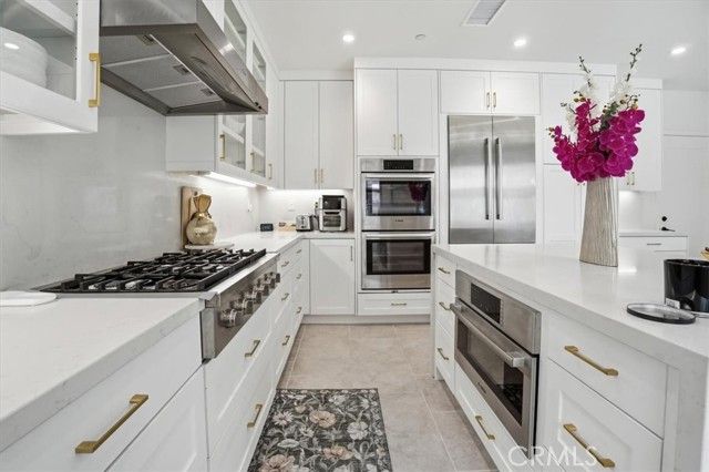 107 Starbright, Irvine, CA 92618