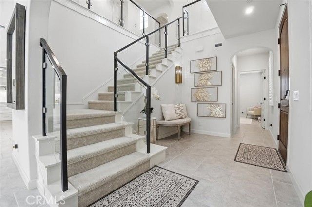 107 Starbright, Irvine, CA 92618