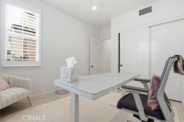 107 Starbright, Irvine, CA 92618