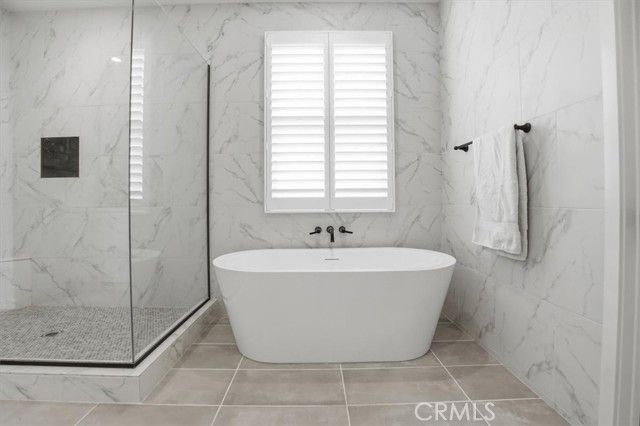 107 Starbright, Irvine, CA 92618