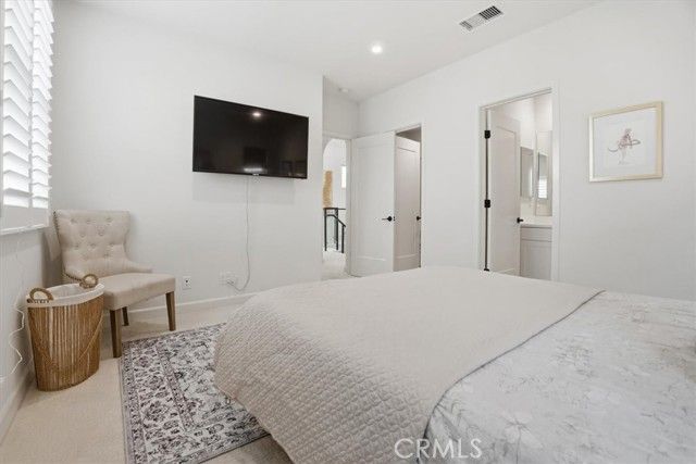 107 Starbright, Irvine, CA 92618