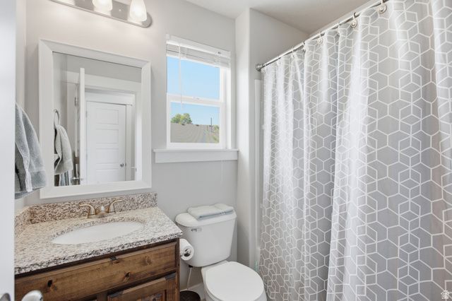 1854 W SHADOW DR, Eagle Mountain, UT 84005