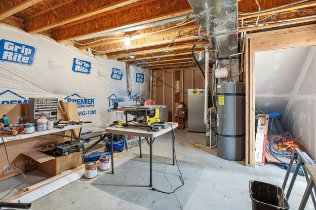 1854 W SHADOW DR, Eagle Mountain, UT 84005
