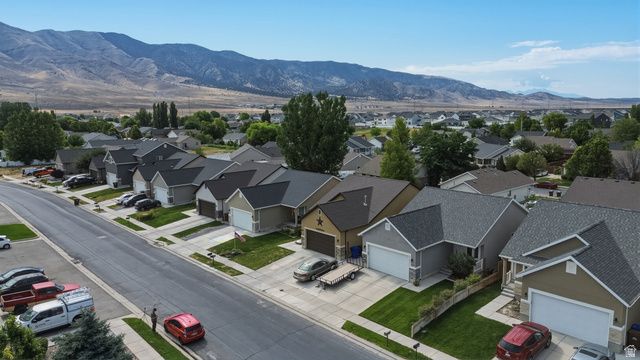 1854 W SHADOW DR, Eagle Mountain, UT 84005