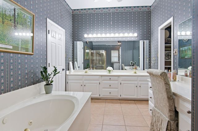 7041 Wanda Way, North Richland Hills, TX 76182
